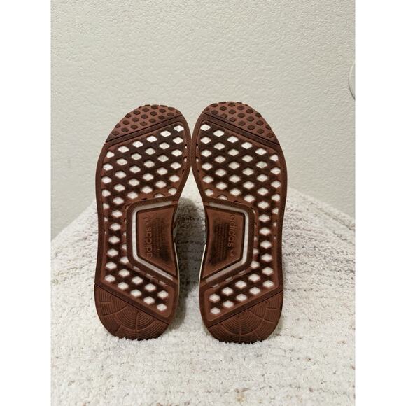 Adidas Originals NMD R1 Women’s Size 7.5 Running Shoe Sneaker Footwear - Picture 6 of 6